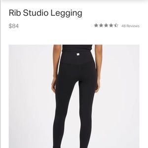 Vuori Black Rib Studio Legging